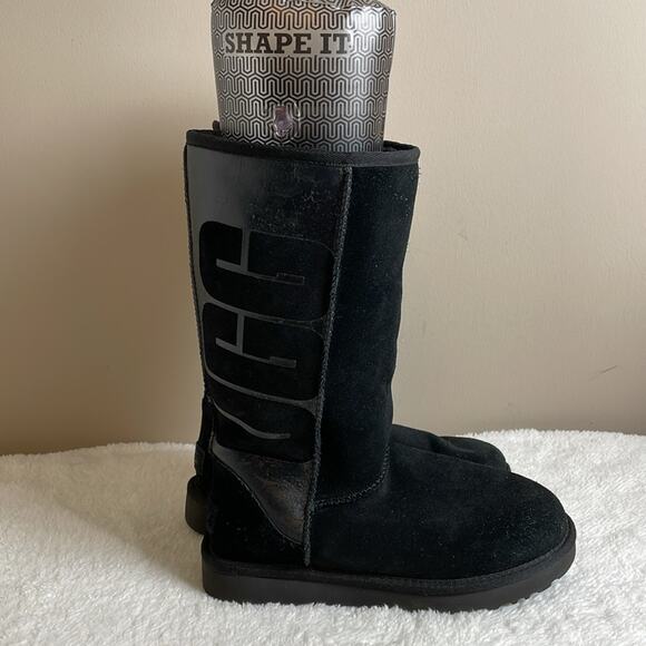 UGG Classic Tall Rubber LOGO Boots Womens 7 Sheepskin Suede Calf Length Black - Picture 4 of 7